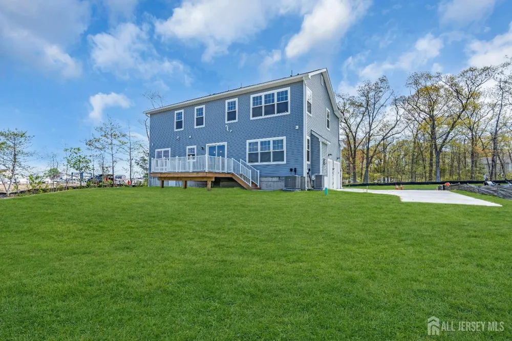33 Pennsylvania Avenue Ocean, NJ 08758