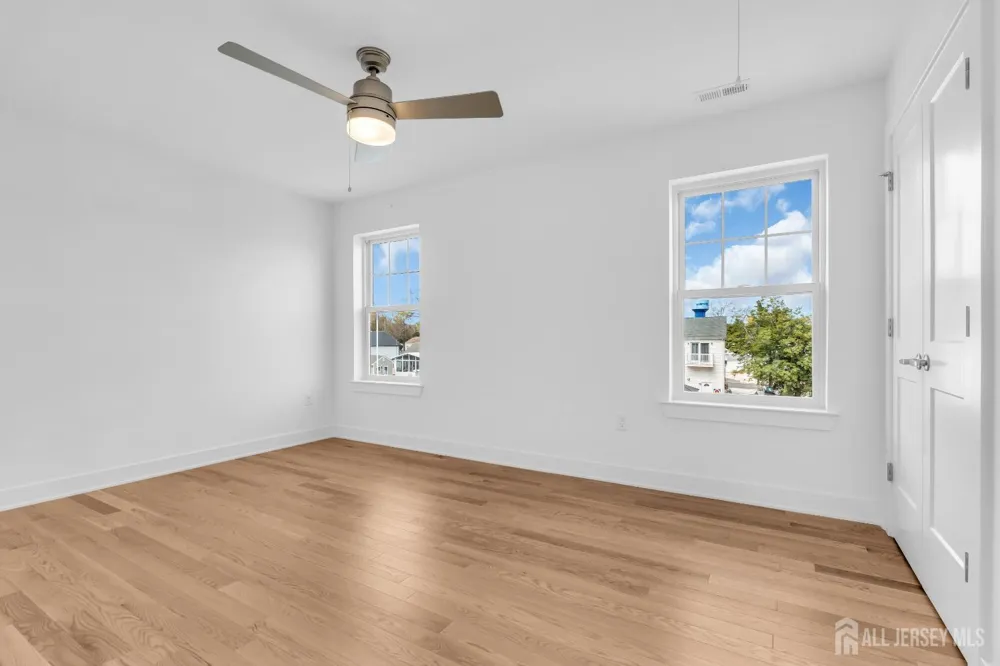 33 Pennsylvania Avenue Ocean, NJ 08758