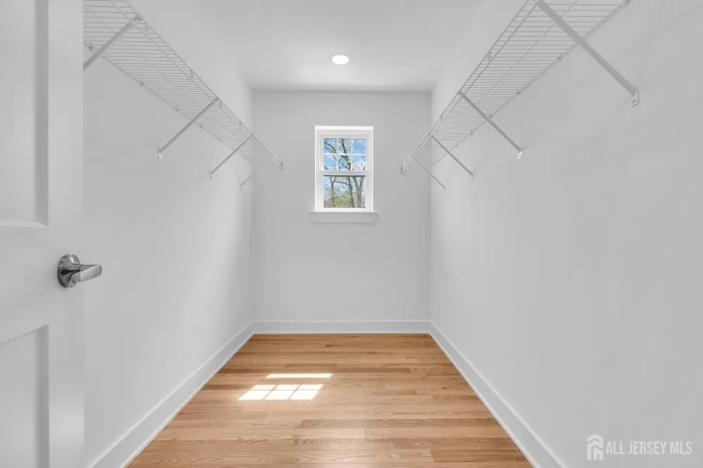 33 Pennsylvania Avenue Ocean, NJ 08758