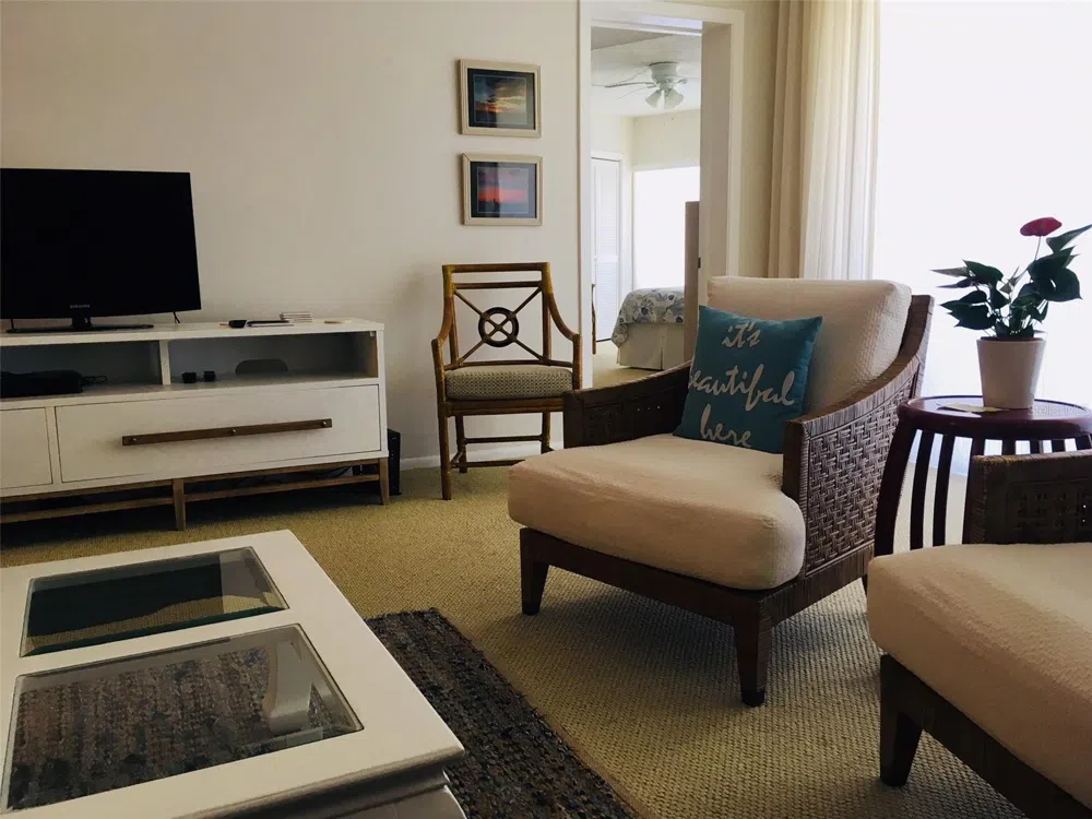 4825 GULF OF MEXICO DRIVE #201 Longboat Key, FL 34228