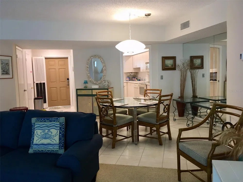 4825 GULF OF MEXICO DRIVE #201 Longboat Key, FL 34228
