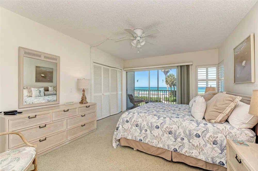 4825 GULF OF MEXICO DRIVE #201 Longboat Key, FL 34228