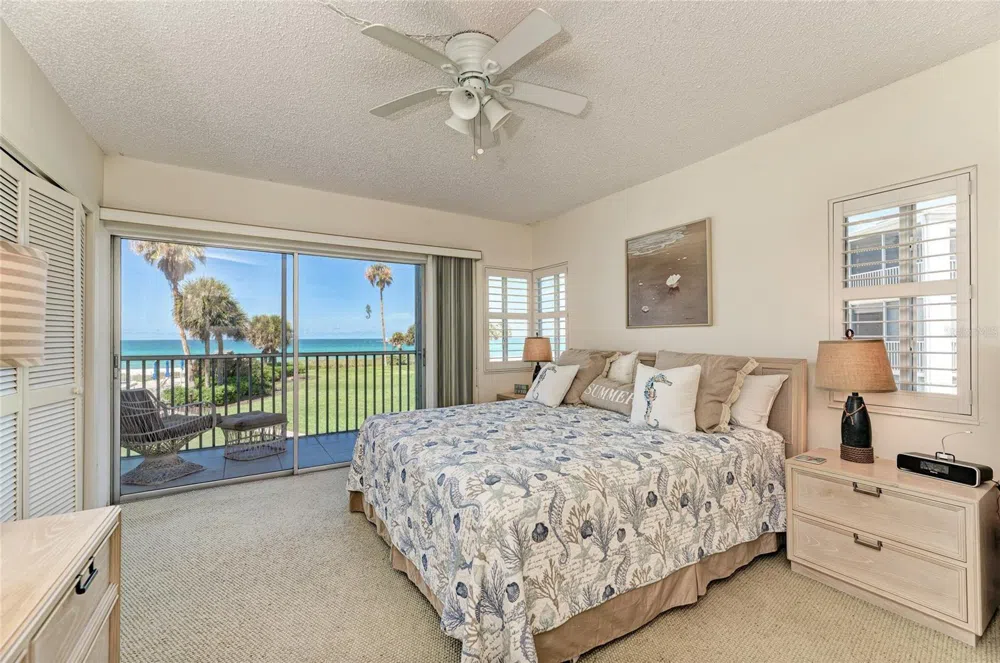 4825 GULF OF MEXICO DRIVE #201 Longboat Key, FL 34228