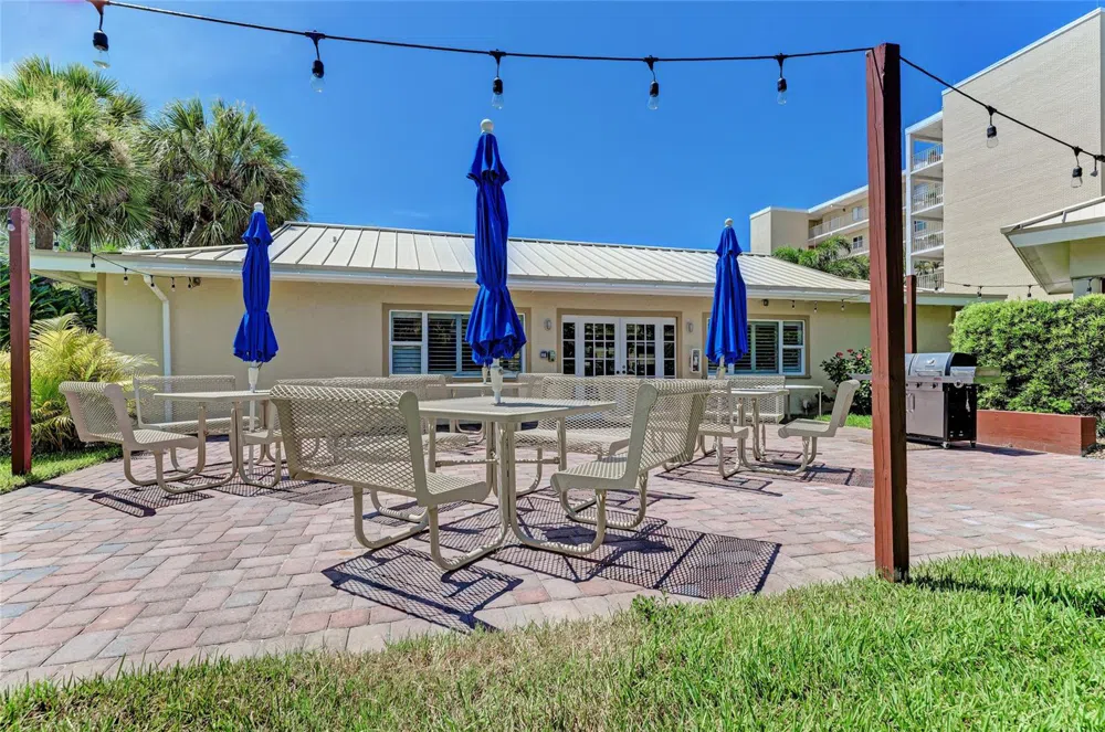 4825 GULF OF MEXICO DRIVE #201 Longboat Key, FL 34228