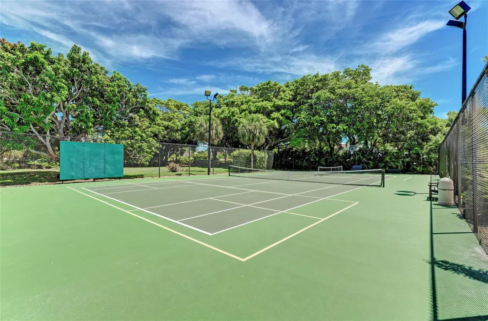 4825 GULF OF MEXICO DRIVE #201 Longboat Key, FL 34228