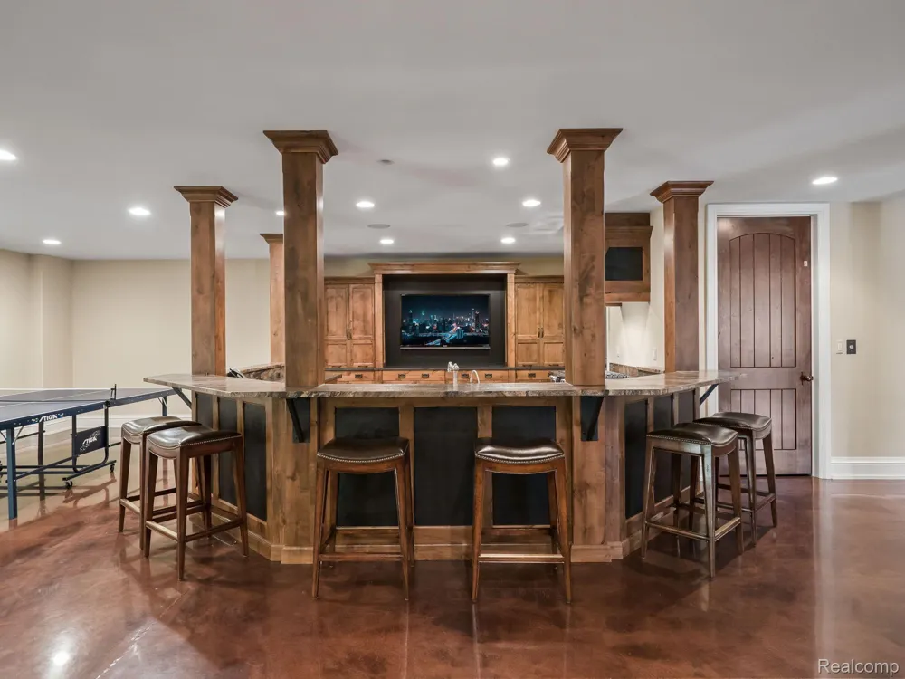 26565 SCENIC Franklin Village, MI 48025