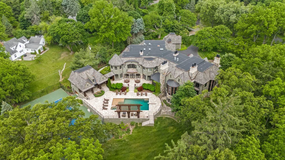 26565 SCENIC Franklin Village, MI 48025