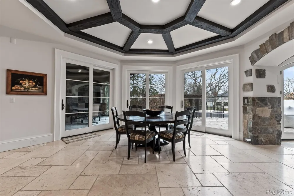 26565 SCENIC Franklin Village, MI 48025
