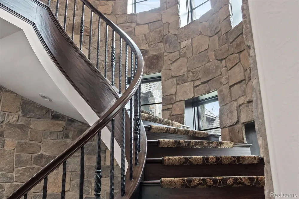 26565 SCENIC Franklin Village, MI 48025
