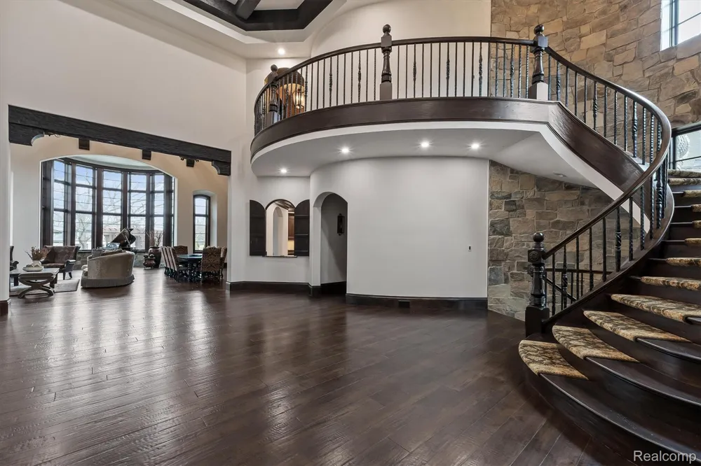 26565 SCENIC Franklin Village, MI 48025