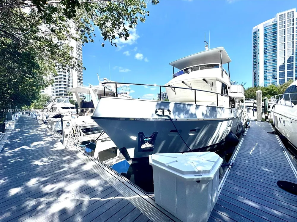 3575 Mystic Pointe Dr. Slip 99 Aventura, FL 33180