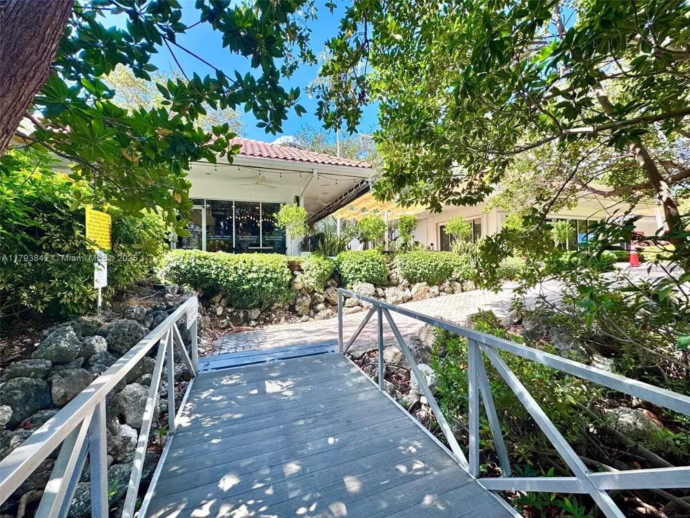 3575 Mystic Pointe Dr. Slip 99 Aventura, FL 33180