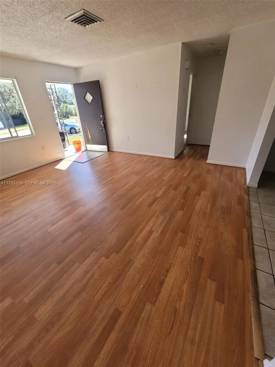 1112 Evanston ST Sebring, FL 33870