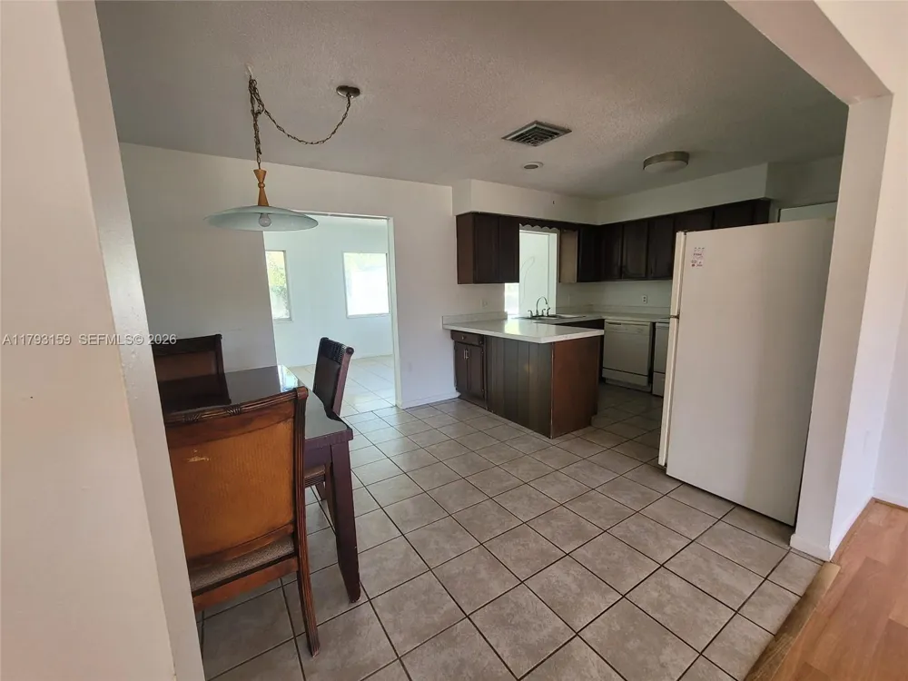 1112 Evanston ST Sebring, FL 33870