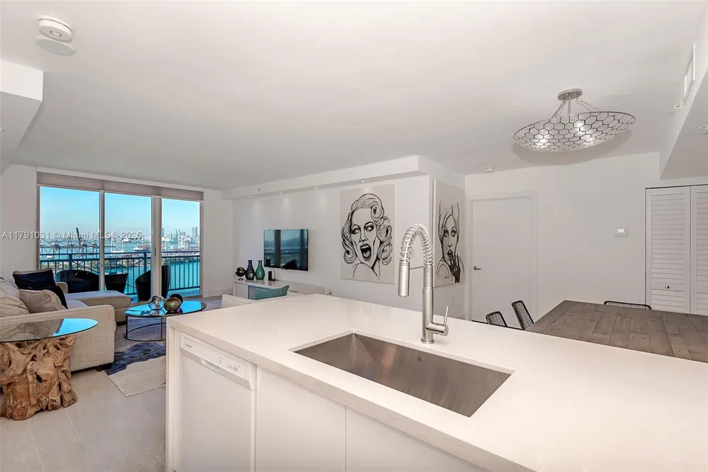 90 Alton Rd #2410 Miami Beach, FL 33139