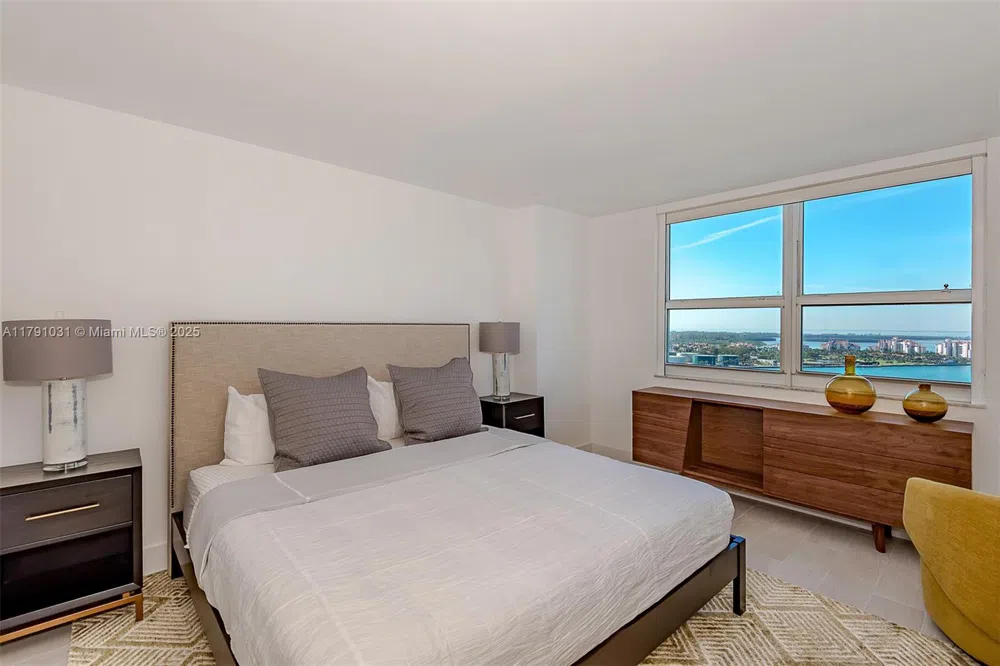 90 Alton Rd #2410 Miami Beach, FL 33139