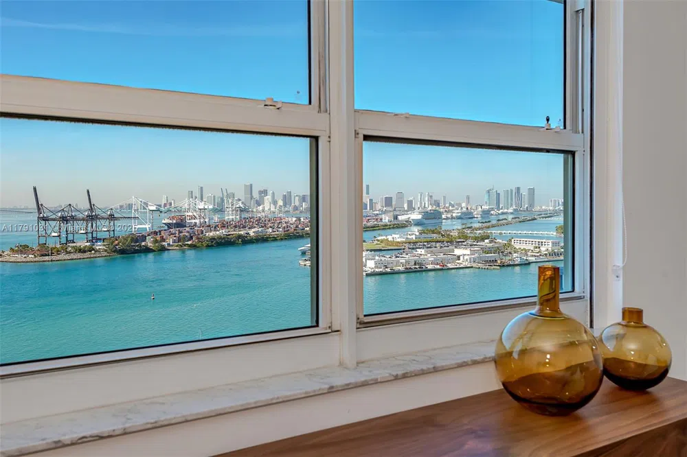 90 Alton Rd #2410 Miami Beach, FL 33139