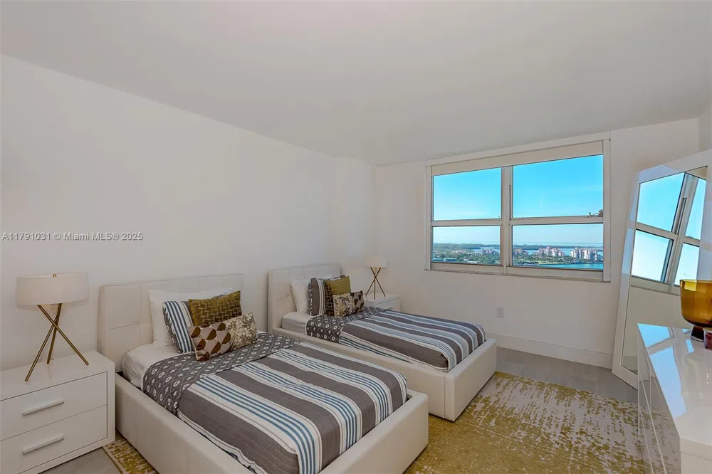 90 Alton Rd #2410 Miami Beach, FL 33139