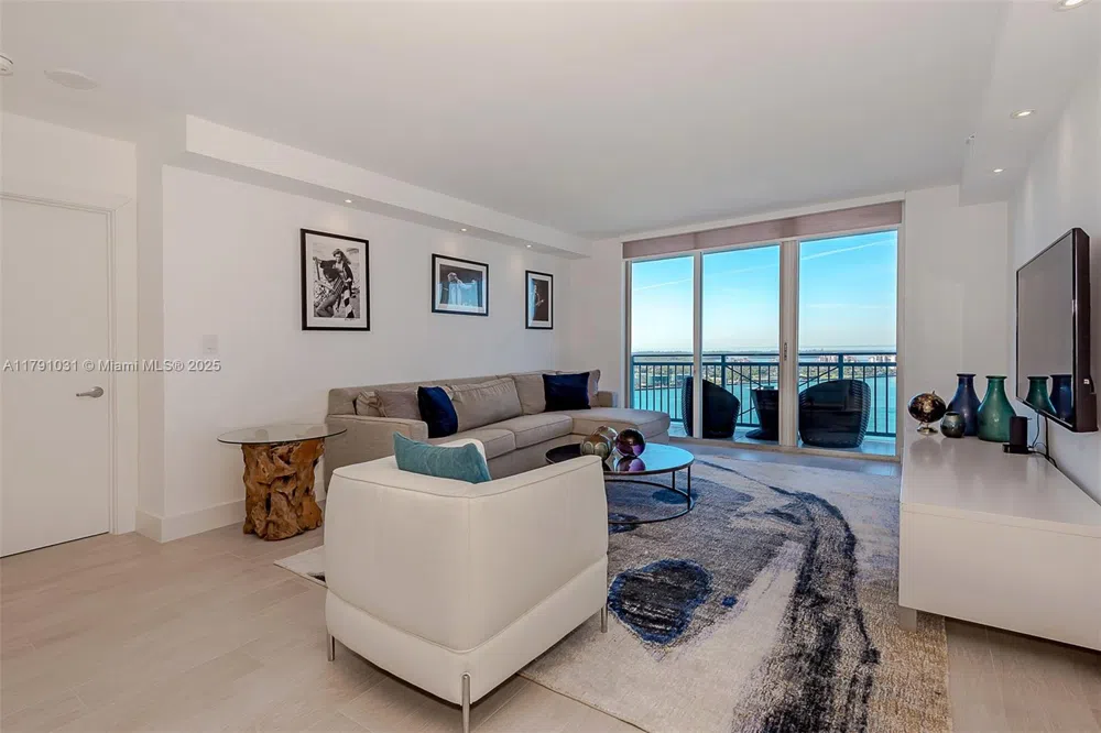 90 Alton Rd #2410 Miami Beach, FL 33139