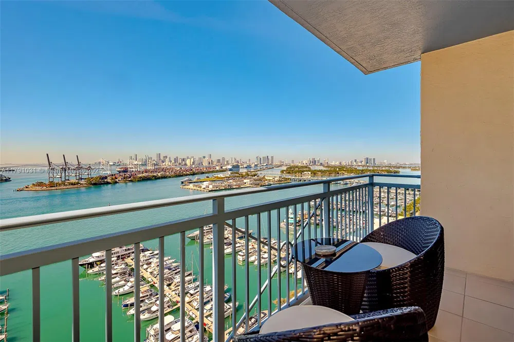 90 Alton Rd #2410 Miami Beach, FL 33139