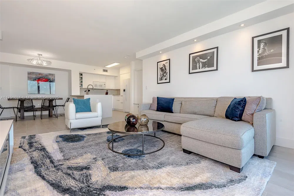 90 Alton Rd #2410 Miami Beach, FL 33139