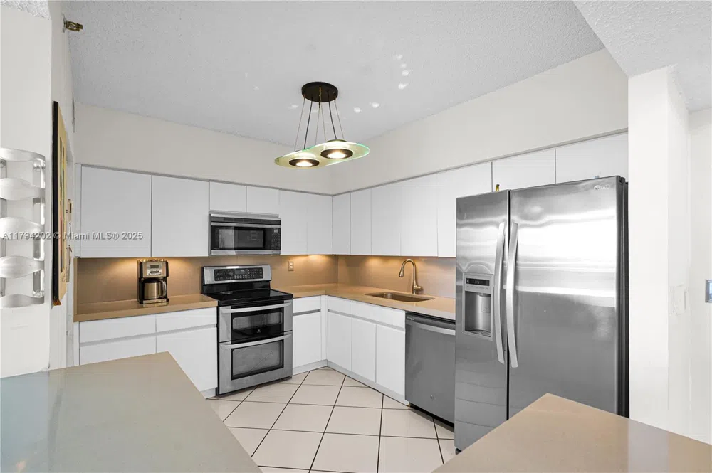 9455 Collins Ave #603 Surfside, FL 33154