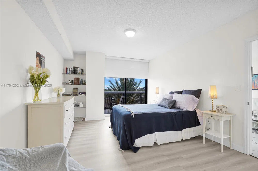 9455 Collins Ave #603 Surfside, FL 33154