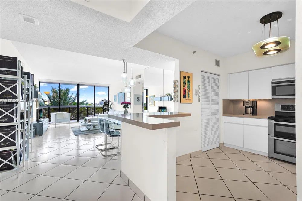 9455 Collins Ave #603 Surfside, FL 33154