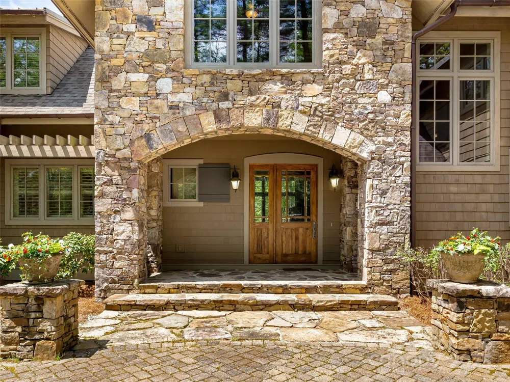 228 Mills Creek Trace Lake Toxaway, NC 28747