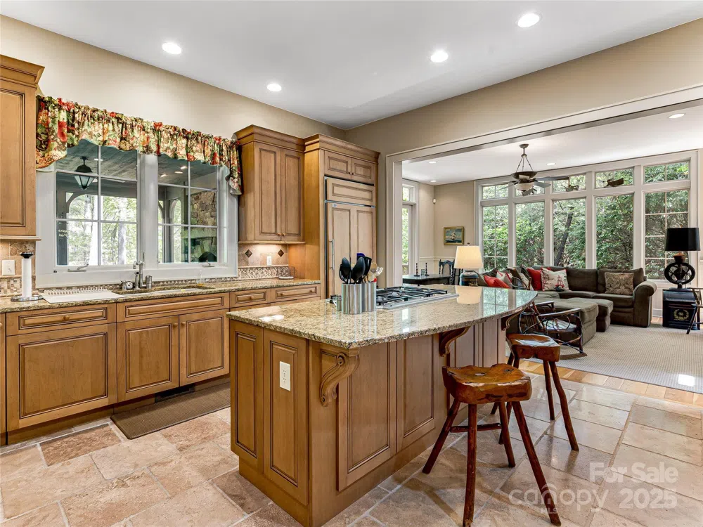 228 Mills Creek Trace Lake Toxaway, NC 28747