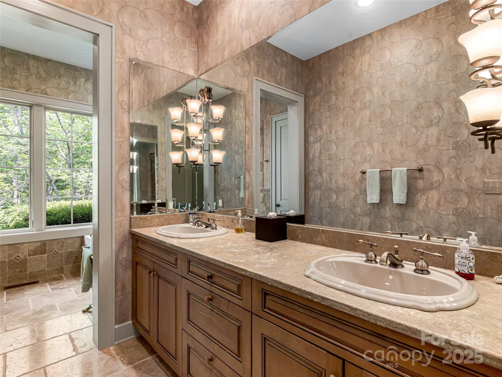 228 Mills Creek Trace Lake Toxaway, NC 28747