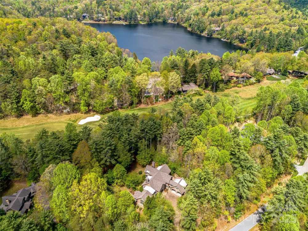 228 Mills Creek Trace Lake Toxaway, NC 28747