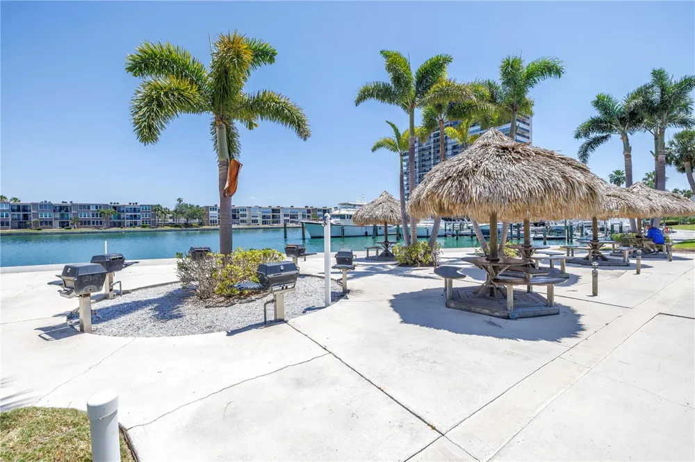 7625 SUN ISLAND DRIVE S #106 South Pasadena, FL 33707