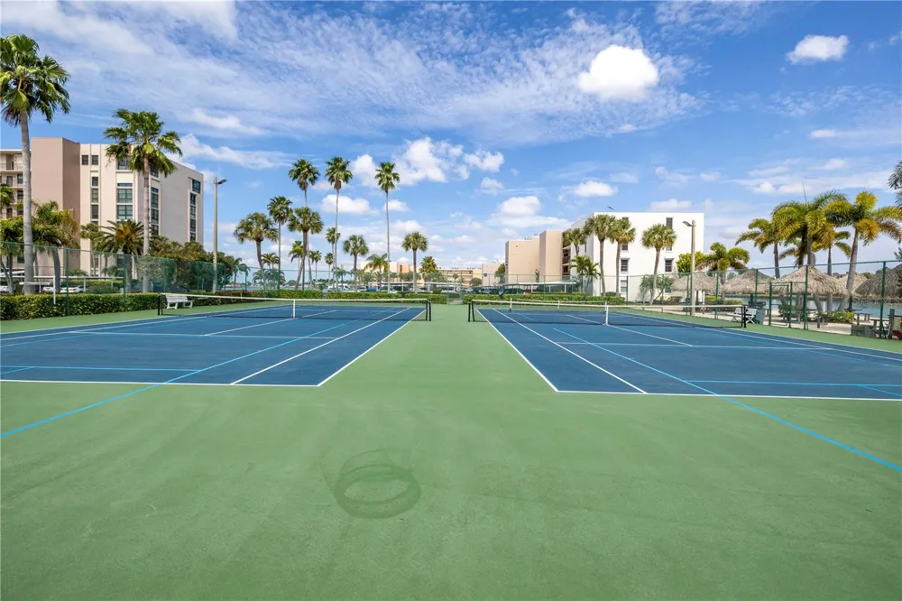 7625 SUN ISLAND DRIVE S #106 South Pasadena, FL 33707