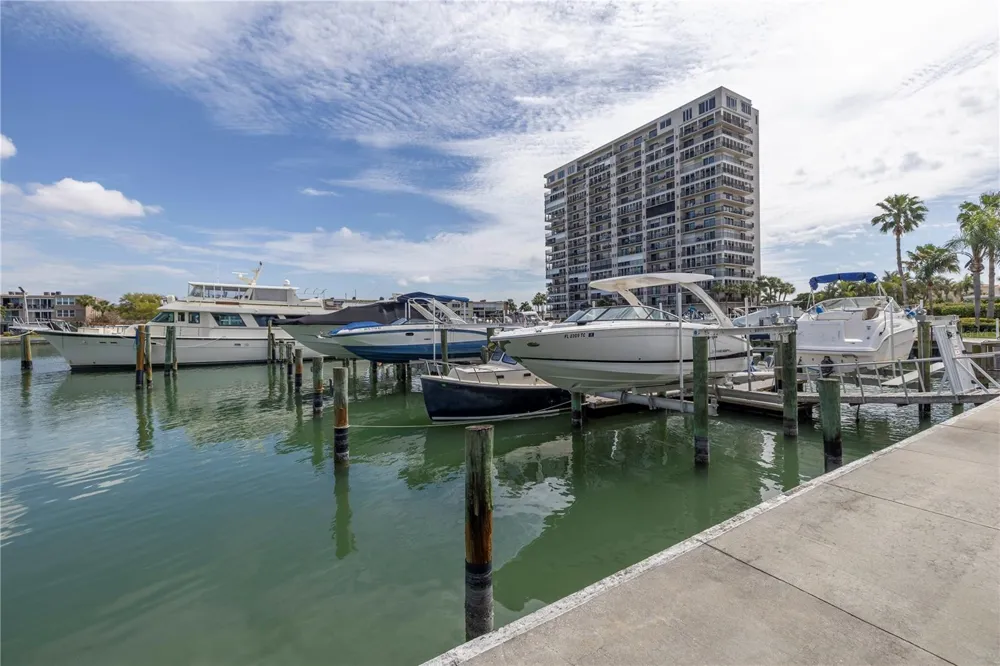 7625 SUN ISLAND DRIVE S #106 South Pasadena, FL 33707