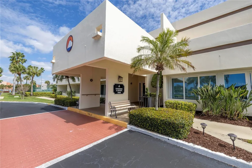 7625 SUN ISLAND DRIVE S #106 South Pasadena, FL 33707