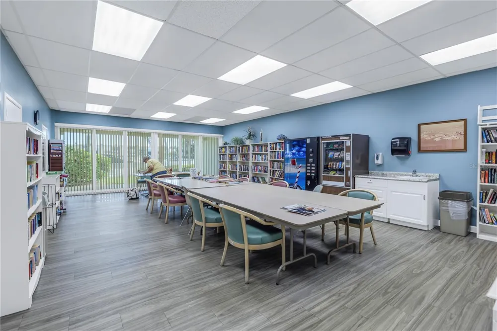 7625 SUN ISLAND DRIVE S #106 South Pasadena, FL 33707