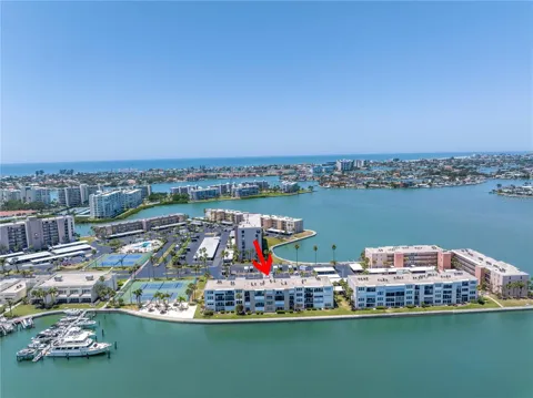 7625 SUN ISLAND DRIVE S #106