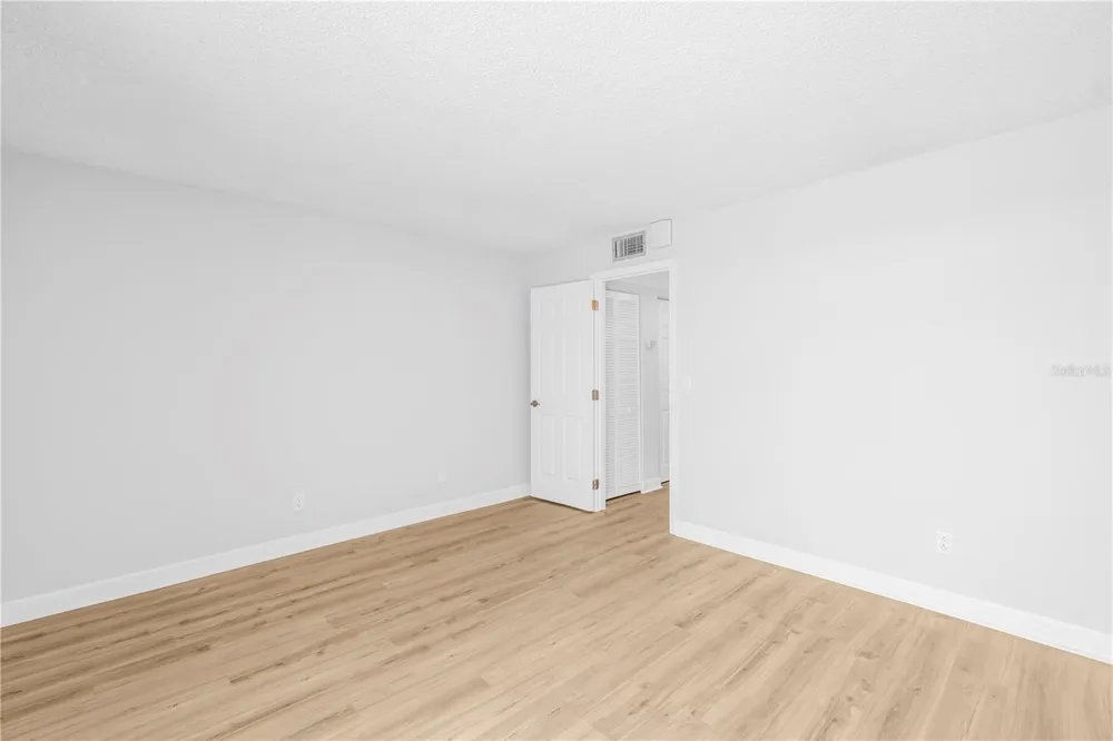 7625 SUN ISLAND DRIVE S #106 South Pasadena, FL 33707