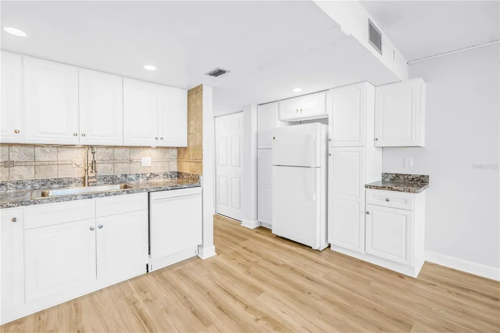 7625 SUN ISLAND DRIVE S #106 South Pasadena, FL 33707