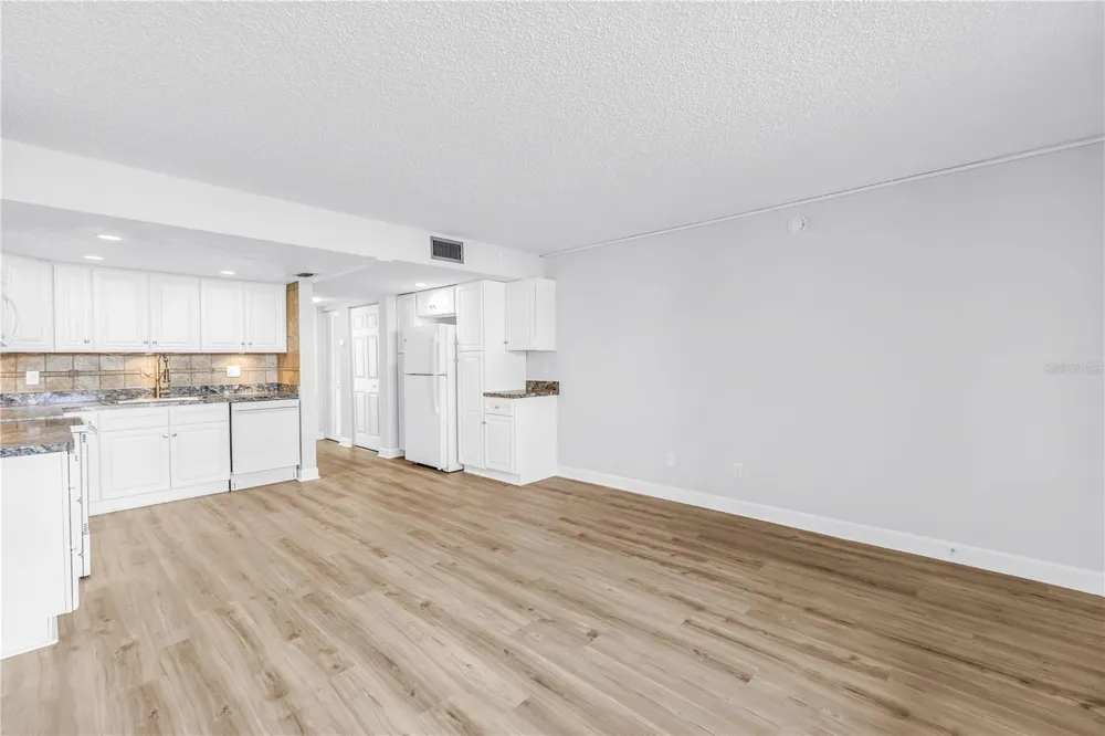 7625 SUN ISLAND DRIVE S #106 South Pasadena, FL 33707