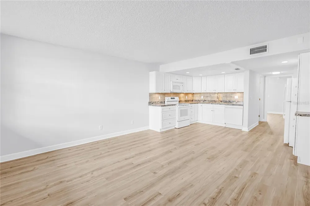7625 SUN ISLAND DRIVE S #106 South Pasadena, FL 33707