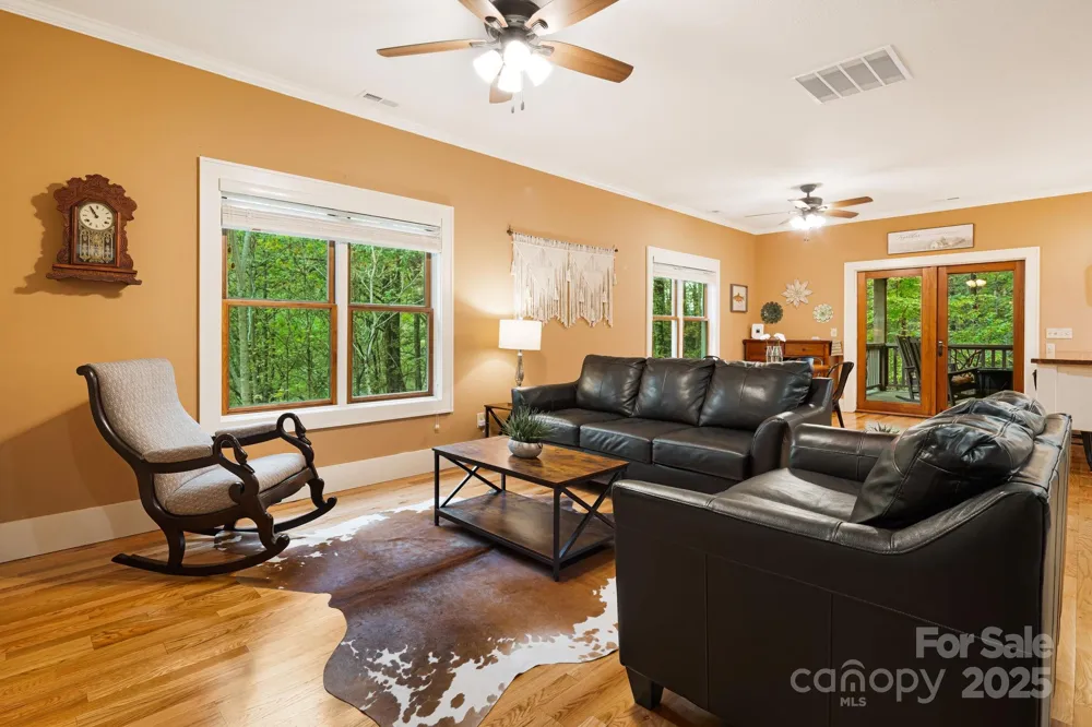 79 Slumber Lane Sylva, NC 28779
