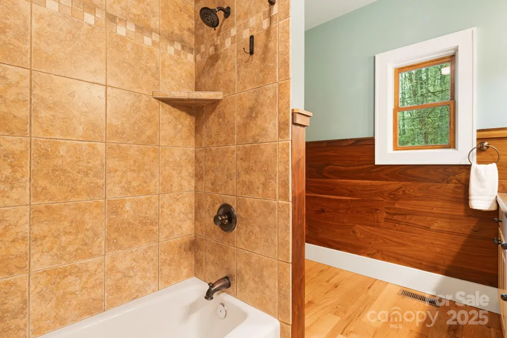 79 Slumber Lane Sylva, NC 28779