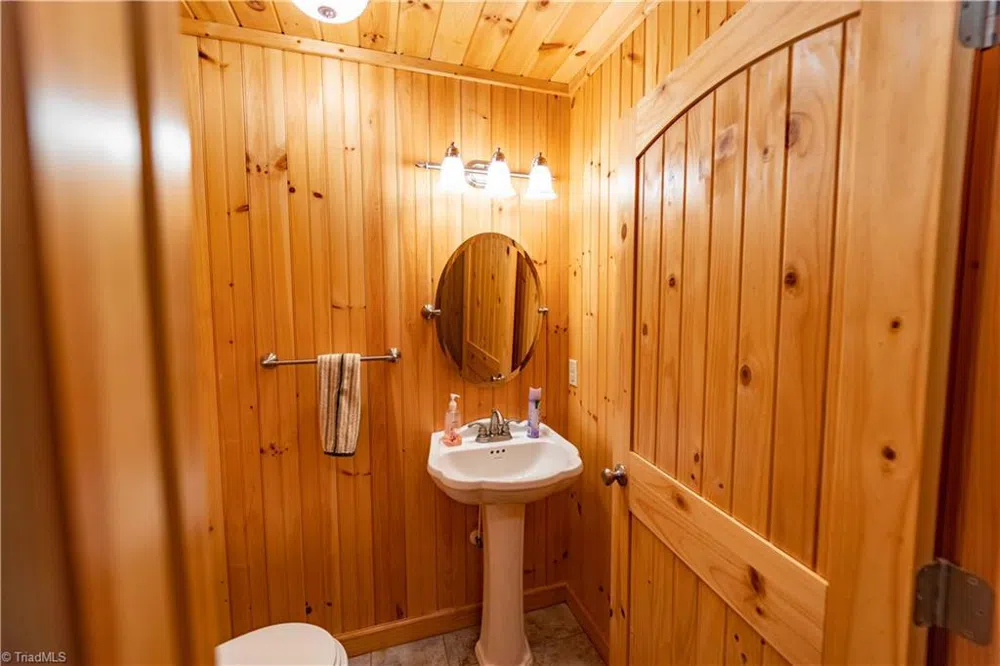 1053 Rich Hill Mountain Road Glade Valley, NC 28627