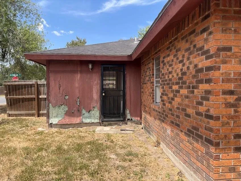 825 Tichenor Lane La Feria, TX 78559