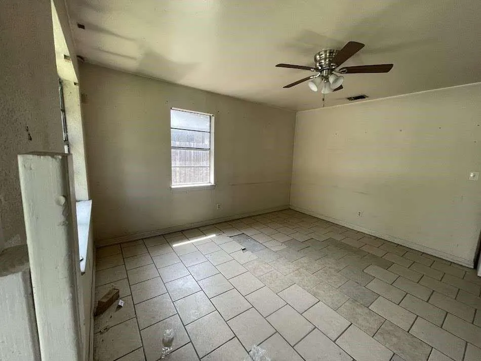825 Tichenor Lane La Feria, TX 78559