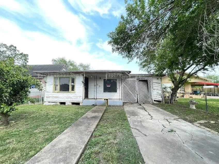 555 S Reagan Street San Benito, TX 78586