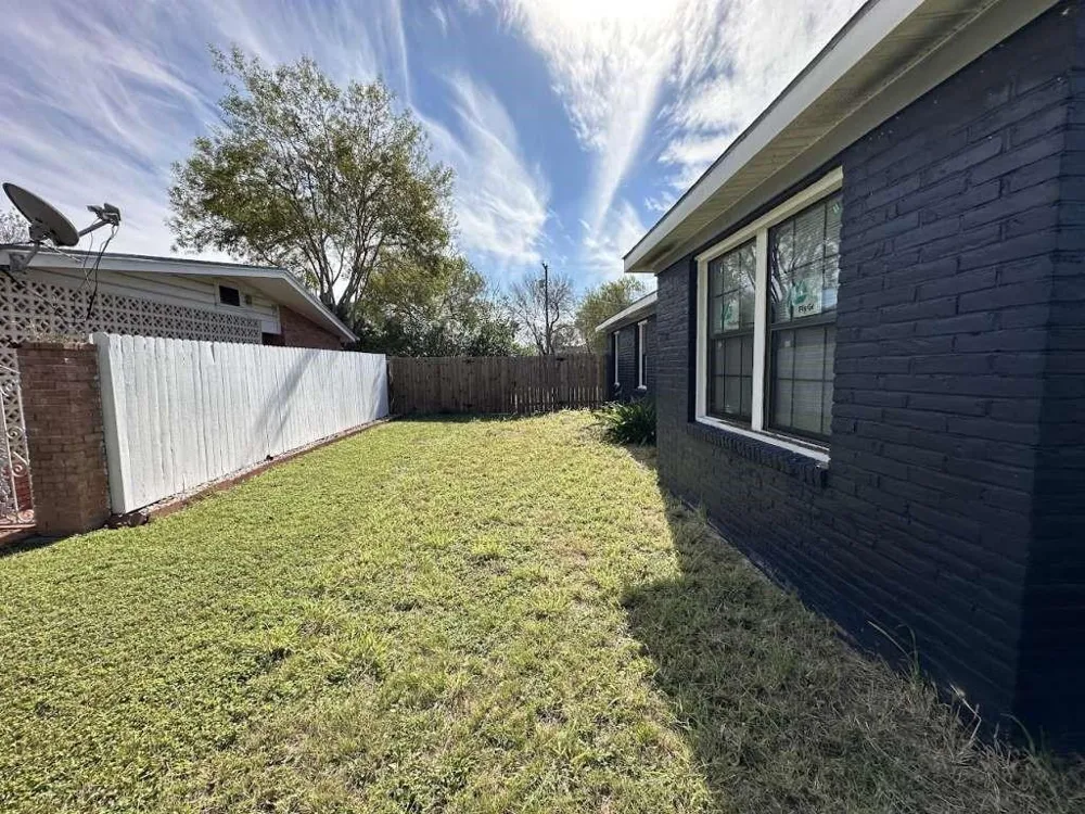 810 E Bowie Avenue Harlingen, TX 78550