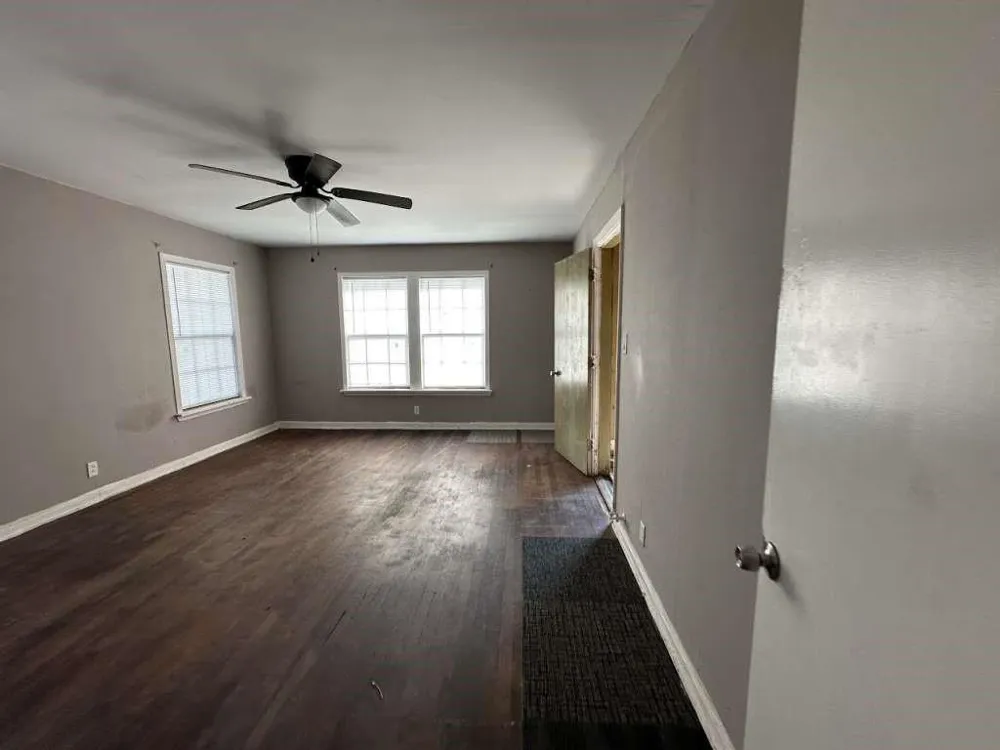 810 E Bowie Avenue Harlingen, TX 78550